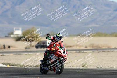 media/Dec-06-2025-CVMA (Sat) [[4a896cc04c]]/Race 8- Formula 40 MW and LW/